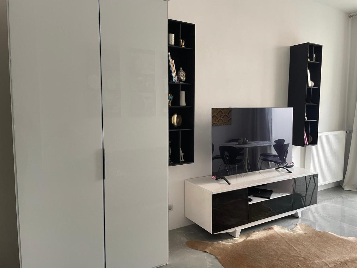 Luxury 60M2 Appartement In Wilhelmstadt ベルリン エクステリア 写真